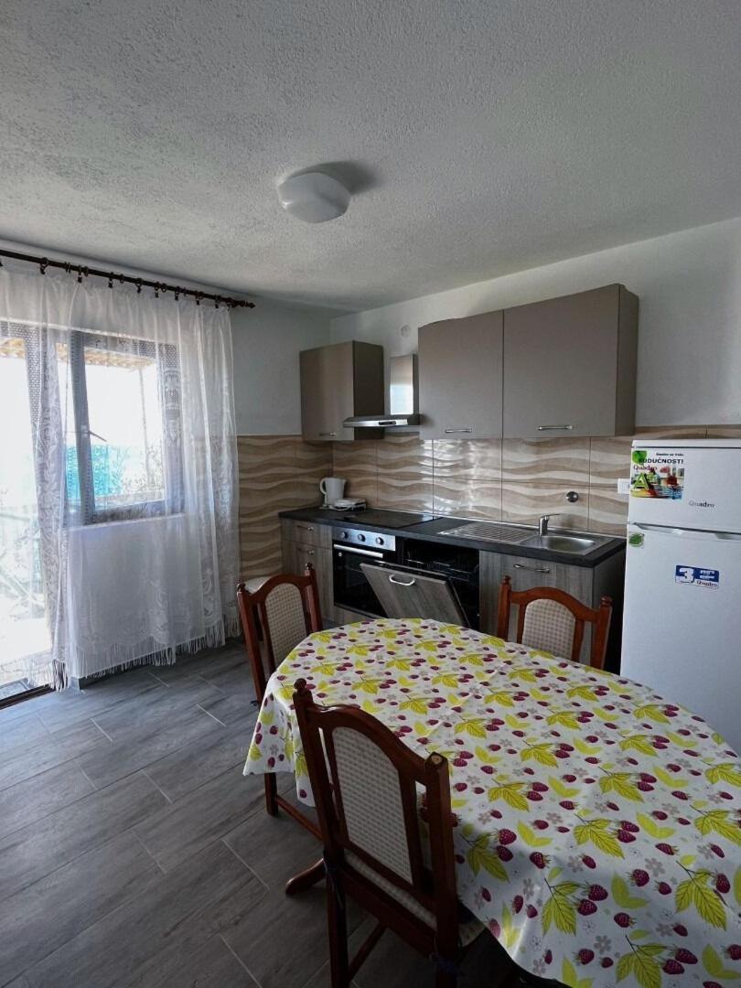 Apartment Dalibor Lukovo Šugarje 외부 사진